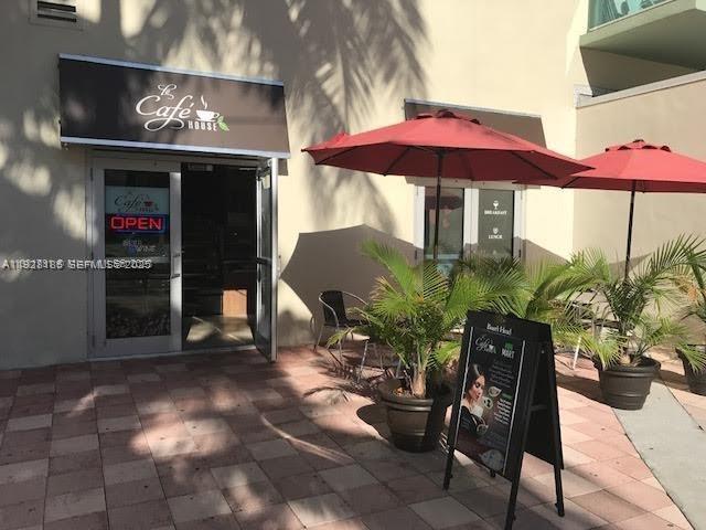 OCEANVIEW BUILDING A COND - Residential Lease