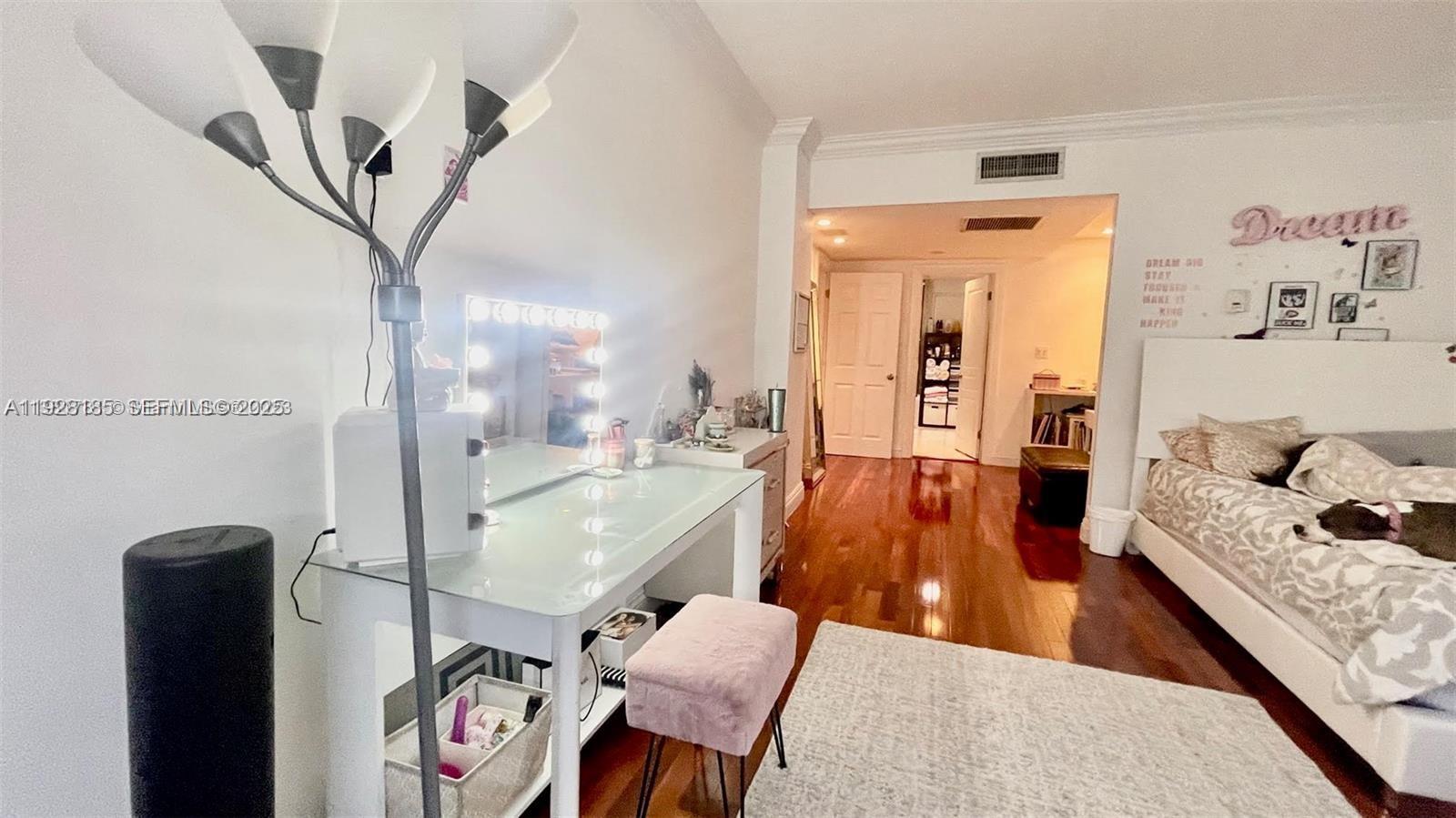 OCEANVIEW BUILDING A COND - Residential Lease