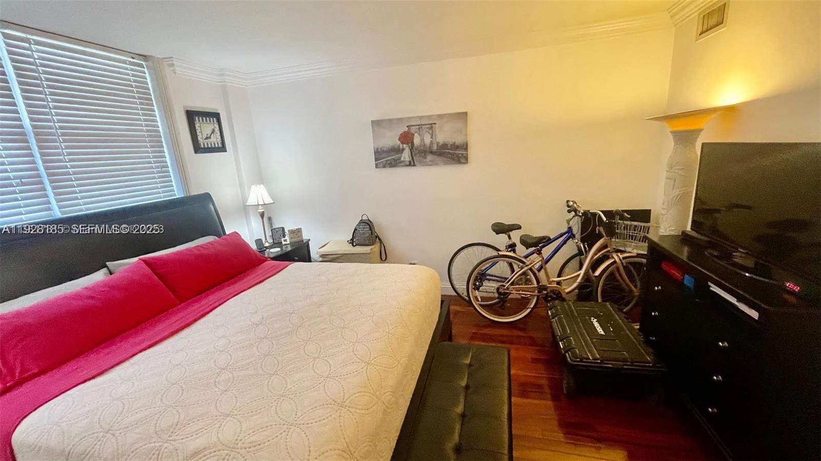 OCEANVIEW BUILDING A COND - Residential Lease