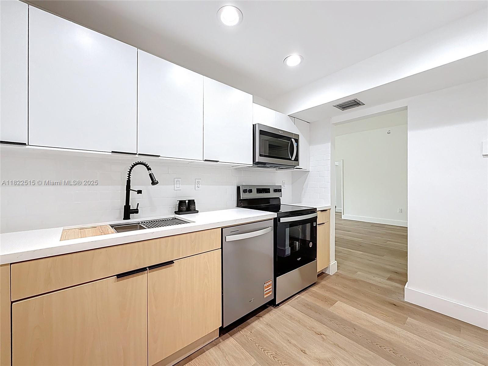 FLAMENCO CONDO TOWER II - Residential