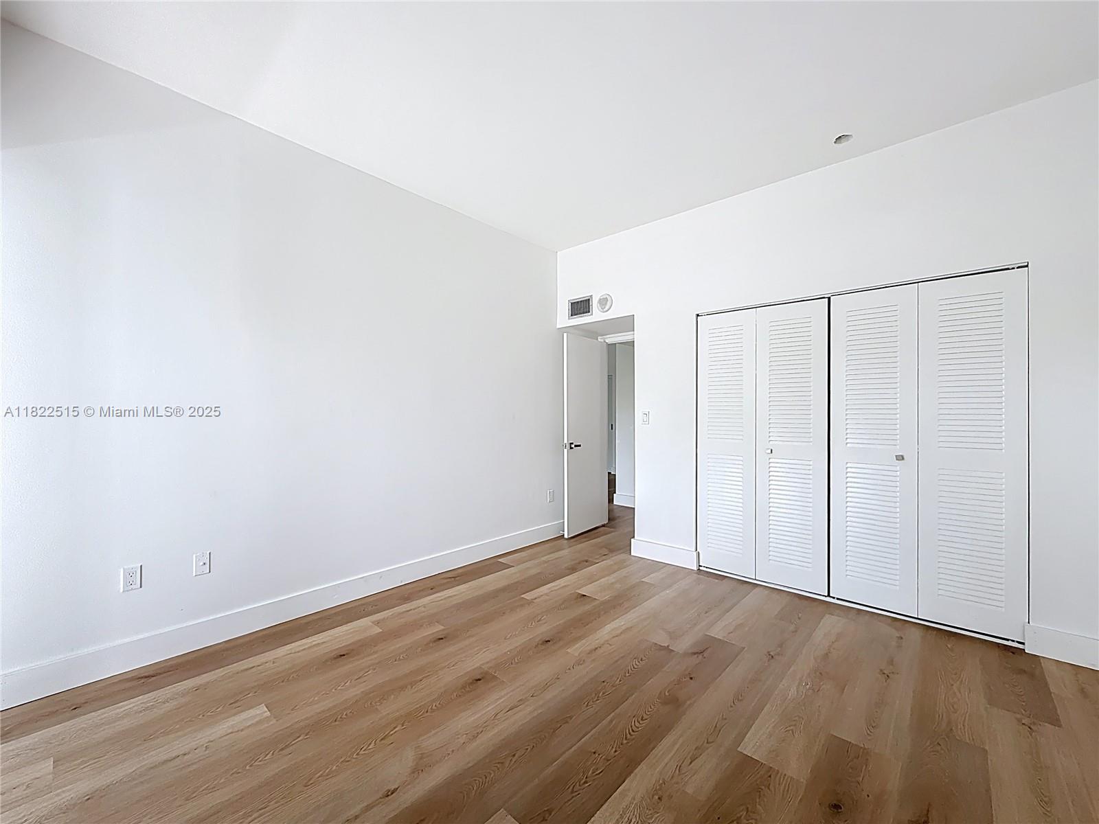 FLAMENCO CONDO TOWER II - Residential