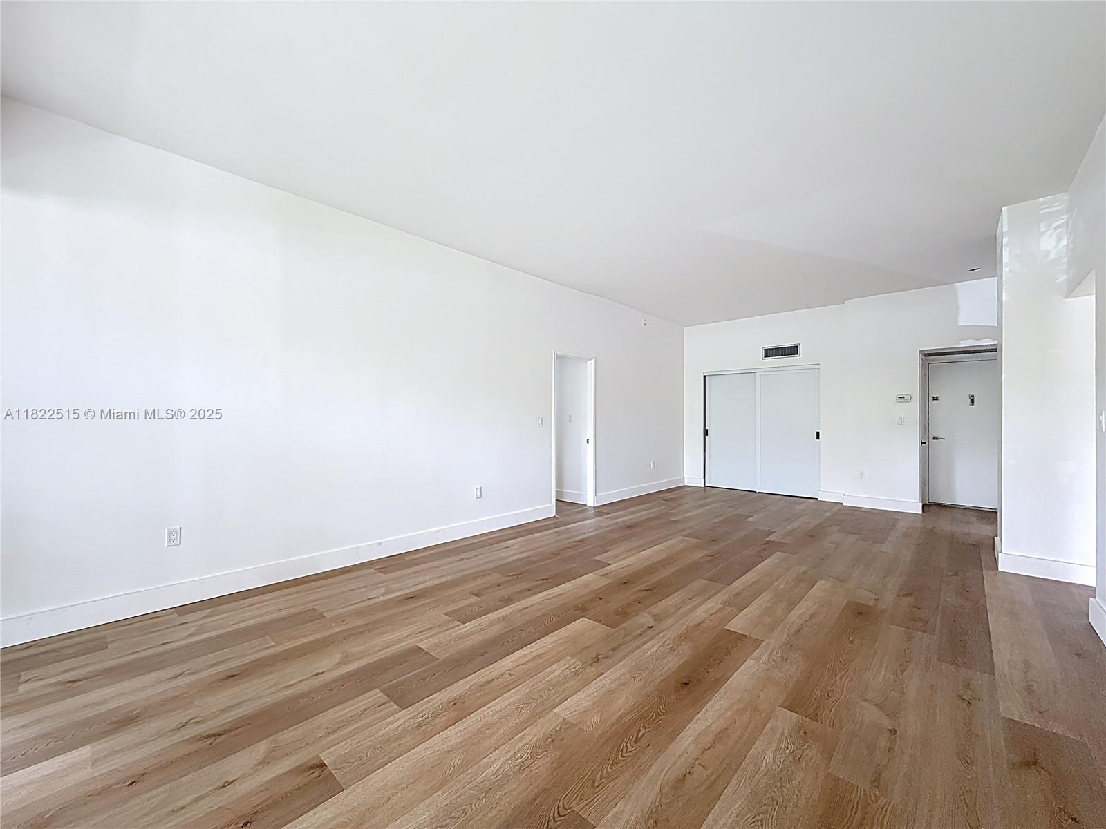 FLAMENCO CONDO TOWER II - Residential