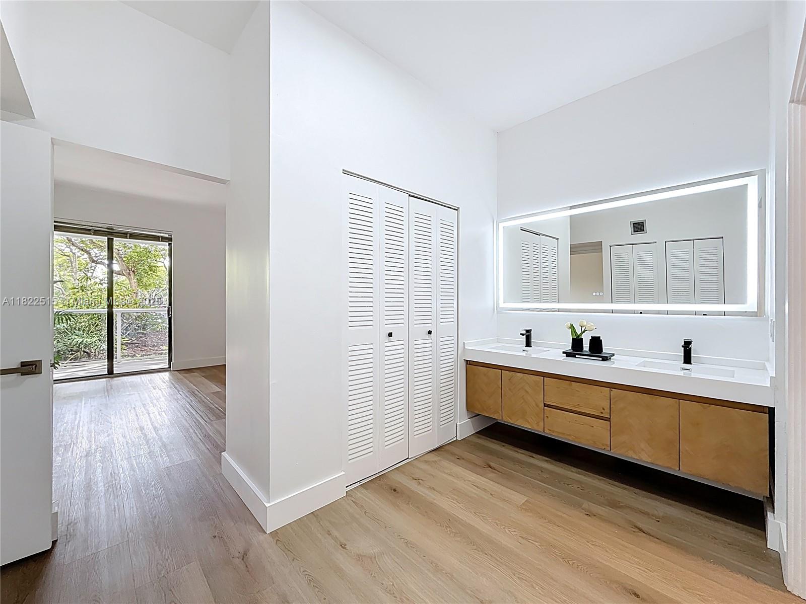 FLAMENCO CONDO TOWER II - Residential