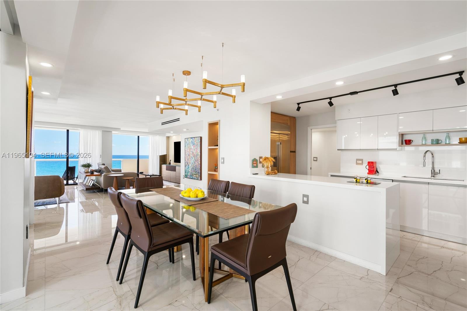 5757 Collins Ave 1006