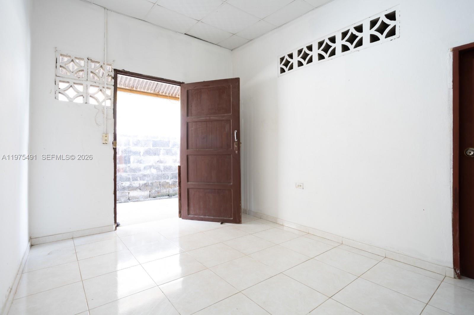 La Chorrera - Residential Income