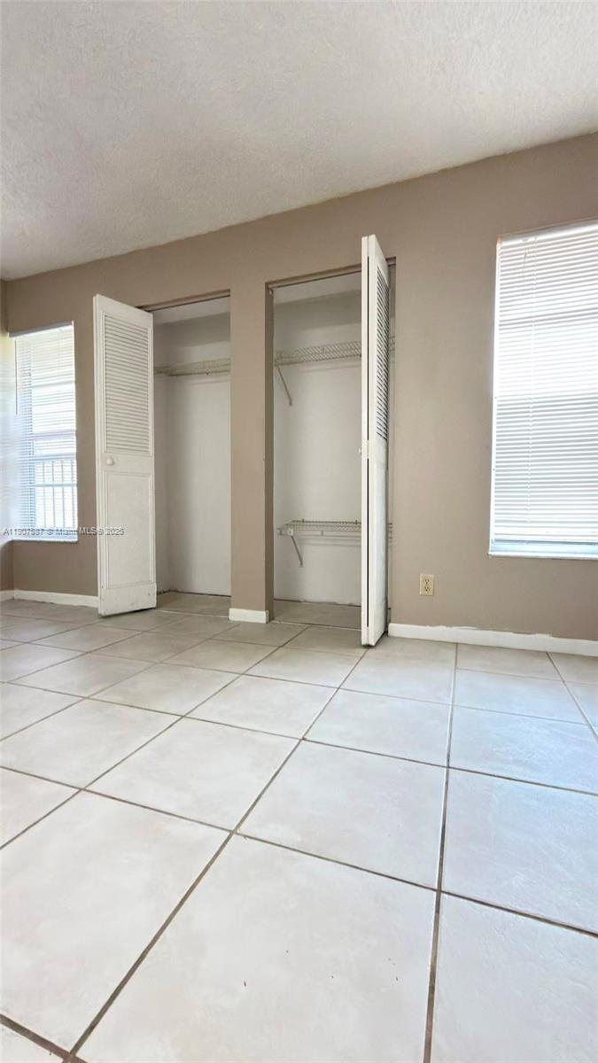 LAKEWOOD VILLAGE - Residential Lease