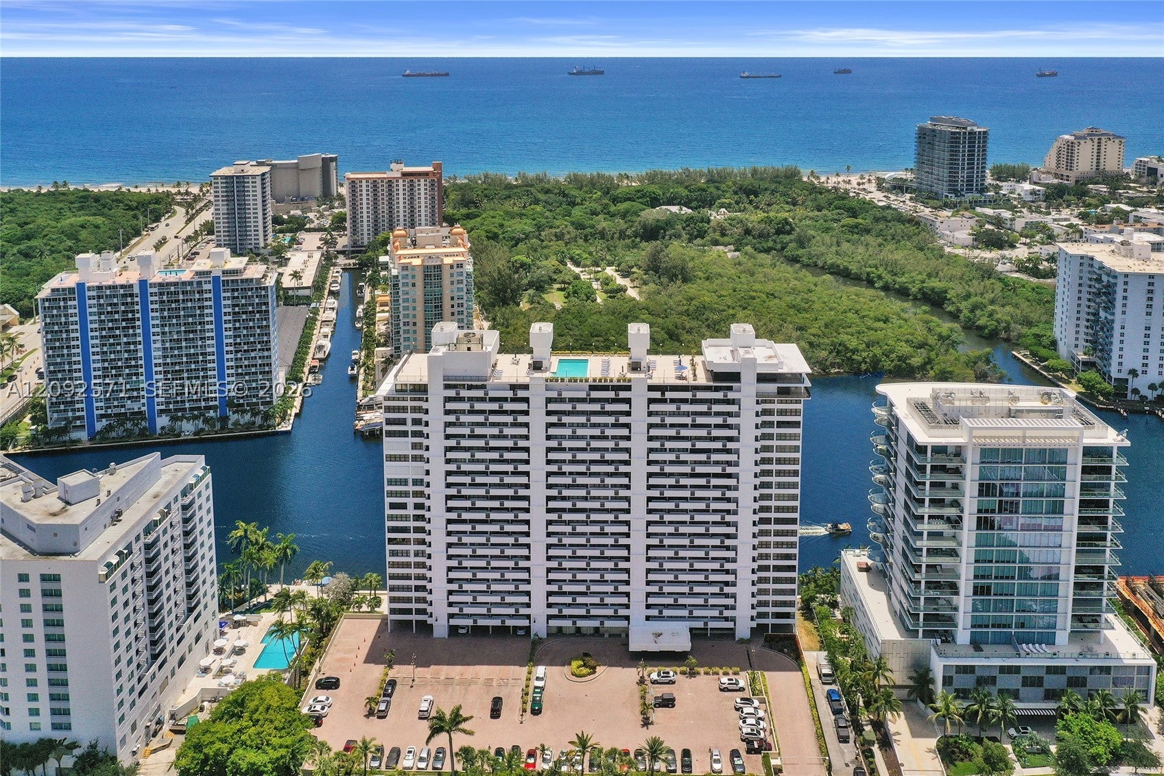 936 Intracoastal Dr