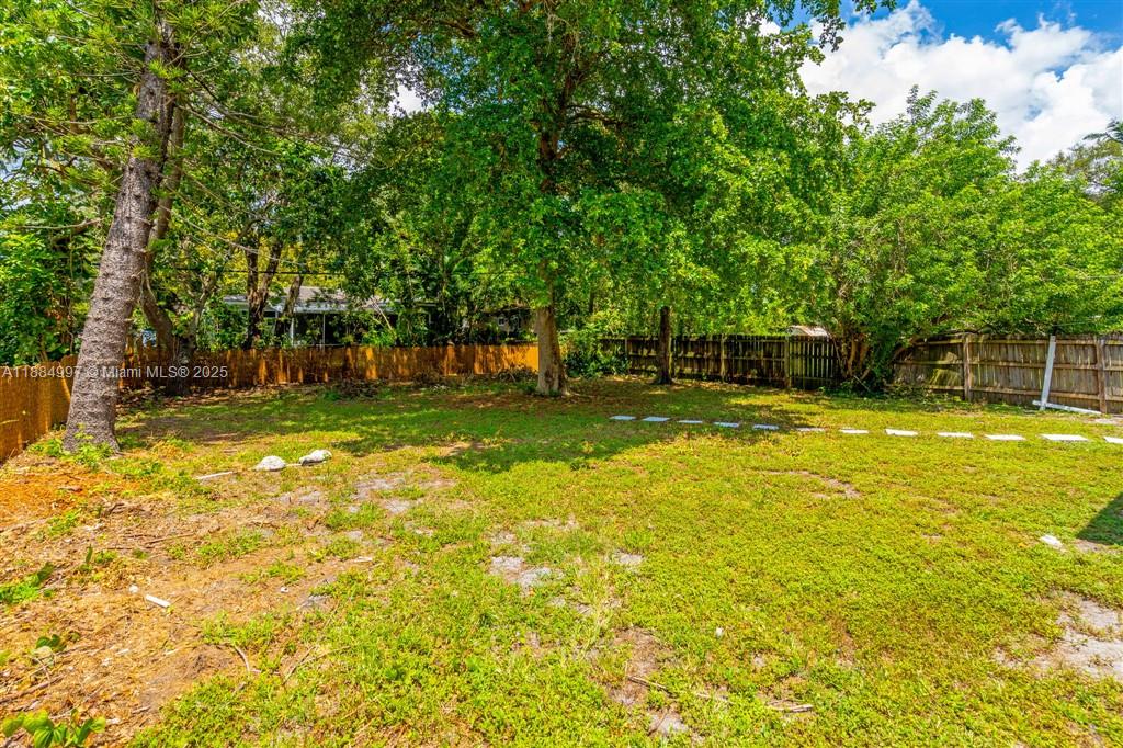BROWARD HEIGHTS - Residential