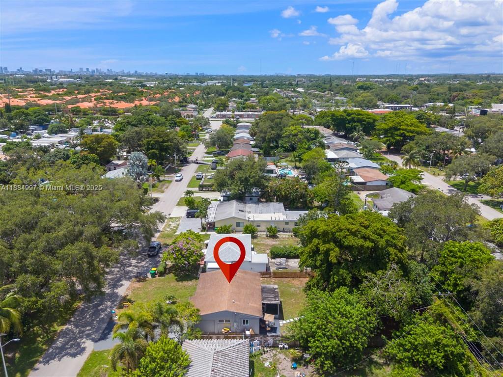 BROWARD HEIGHTS - Residential