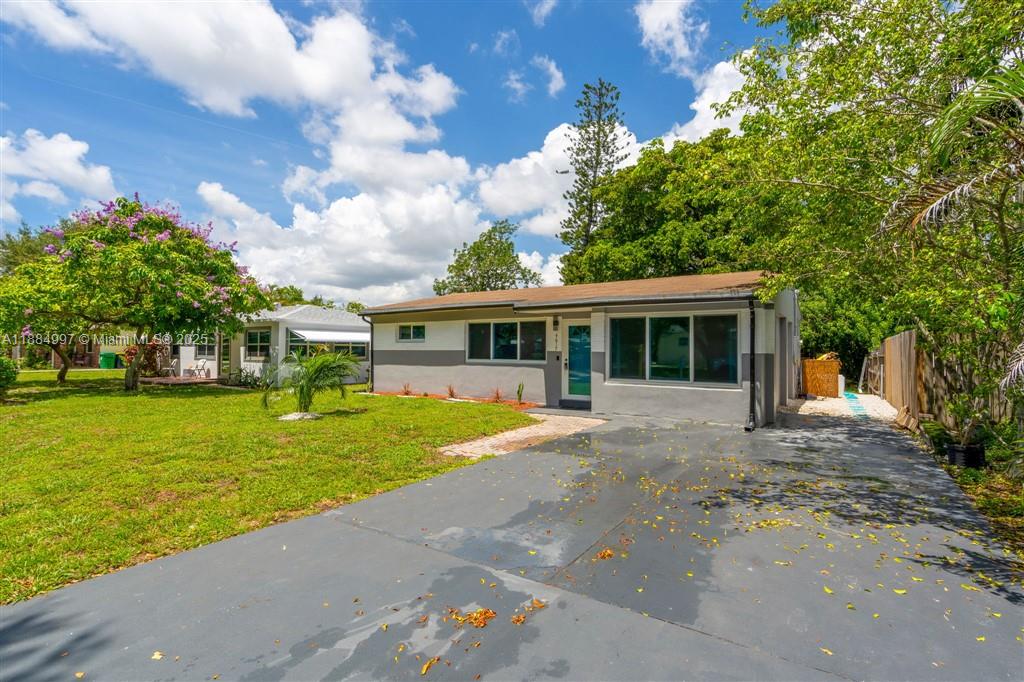 BROWARD HEIGHTS - Residential