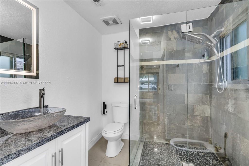 BROWARD HEIGHTS - Residential