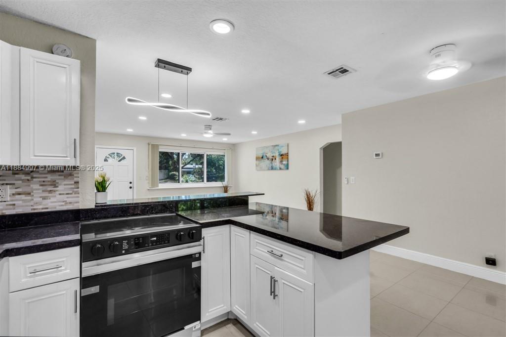 BROWARD HEIGHTS - Residential