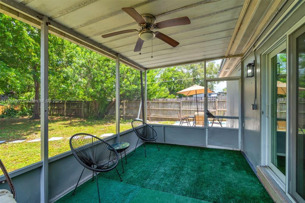 BROWARD HEIGHTS - Residential