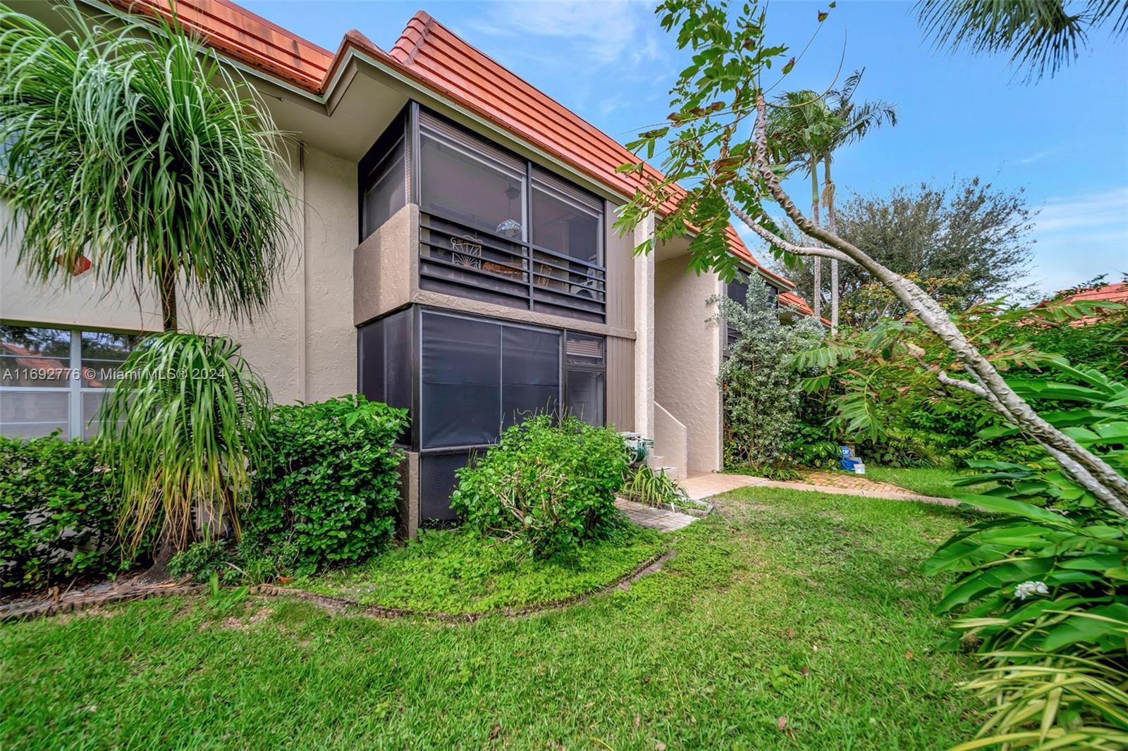BOCA LINDA CONDO - Residential