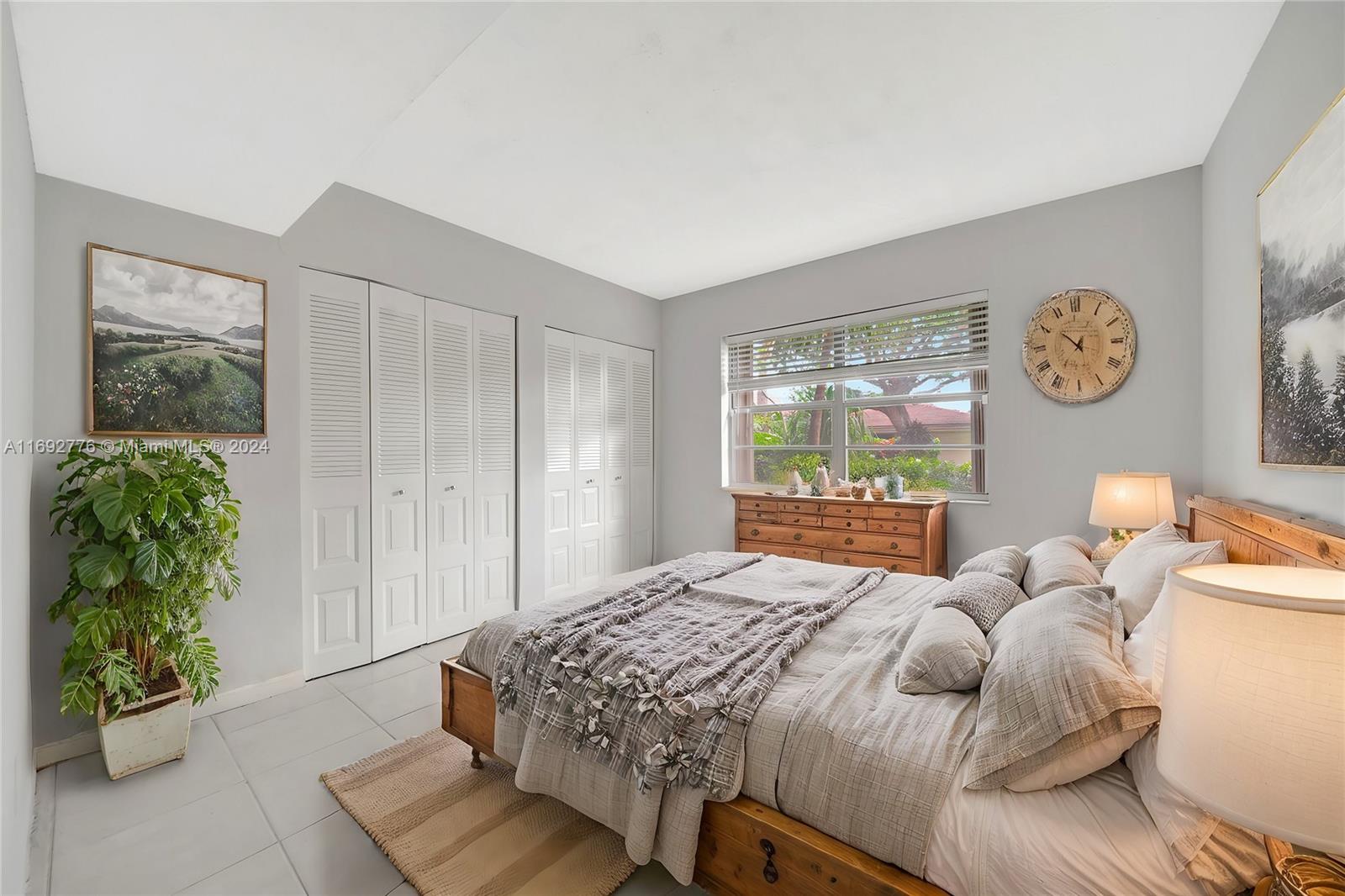 BOCA LINDA CONDO - Residential
