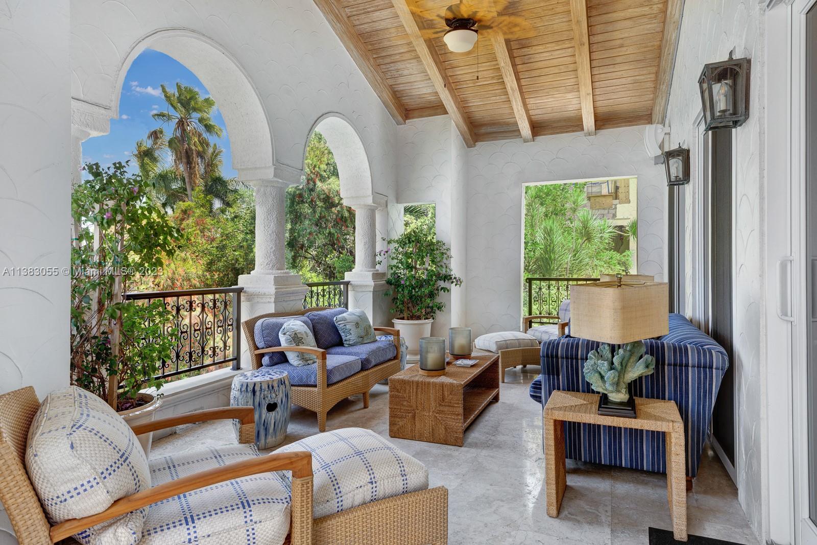 HARBORVIEW AT FISHER ISLA - Residential