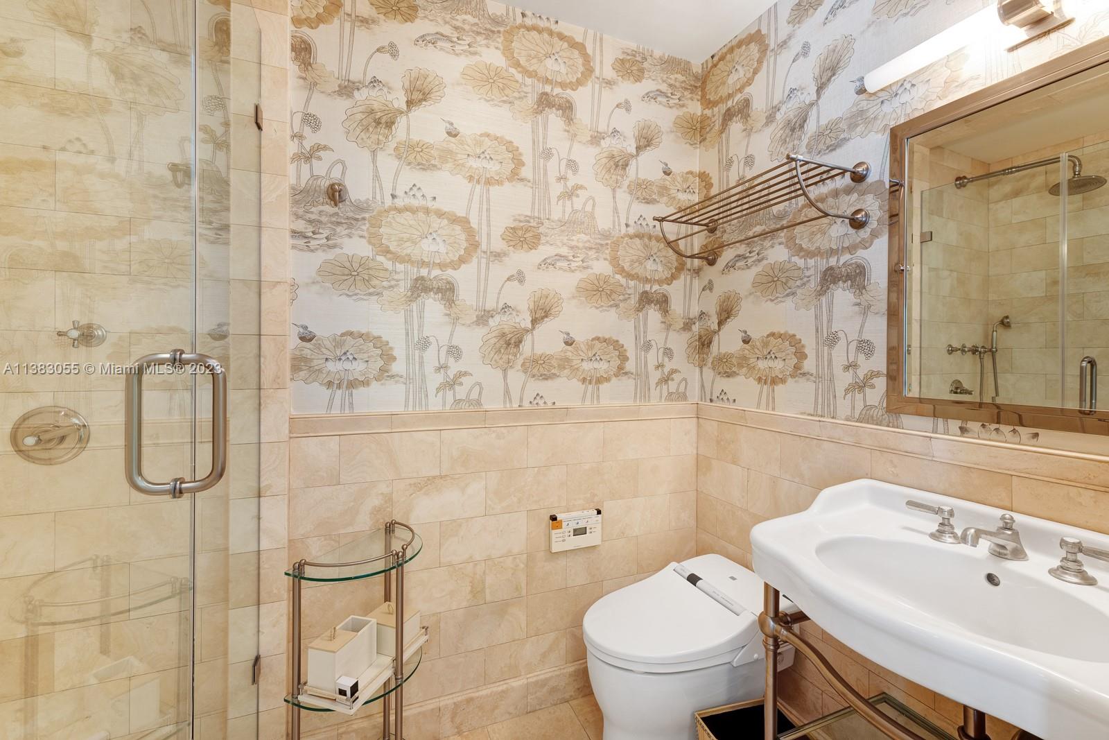 HARBORVIEW AT FISHER ISLA - Residential