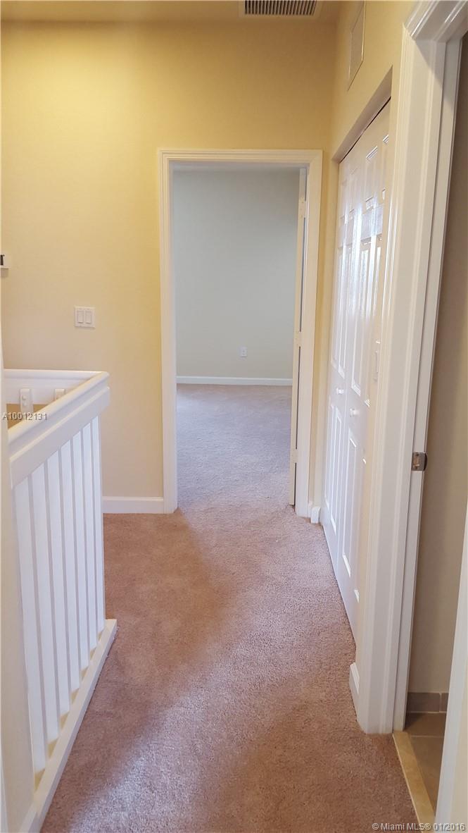 KENDALL SQUARE - Residential Lease