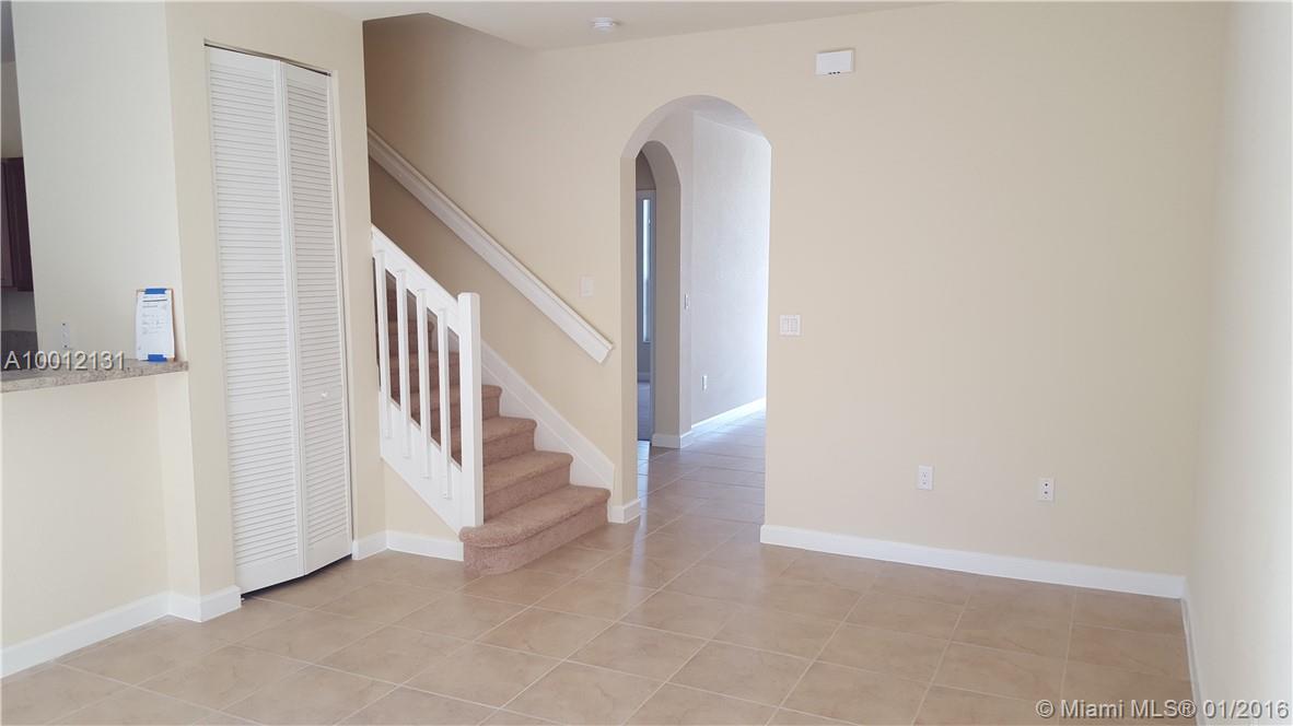 KENDALL SQUARE - Residential Lease