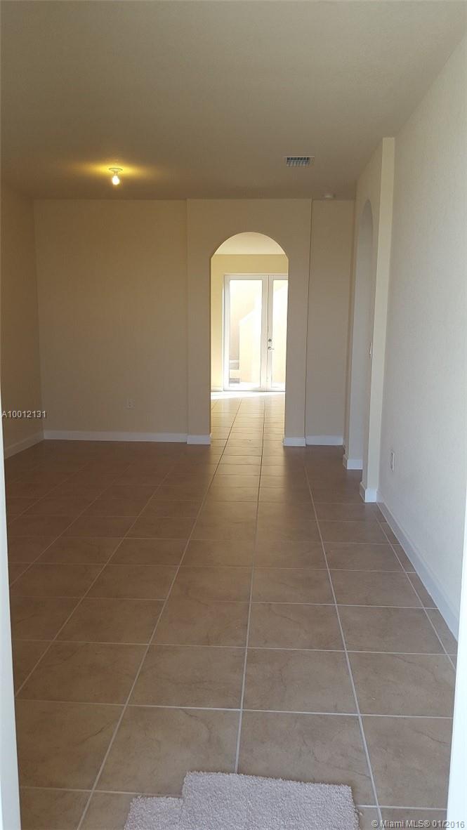 KENDALL SQUARE - Residential Lease
