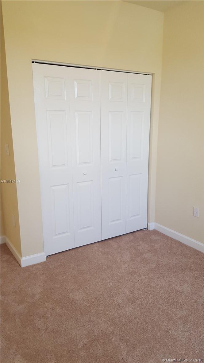 KENDALL SQUARE - Residential Lease