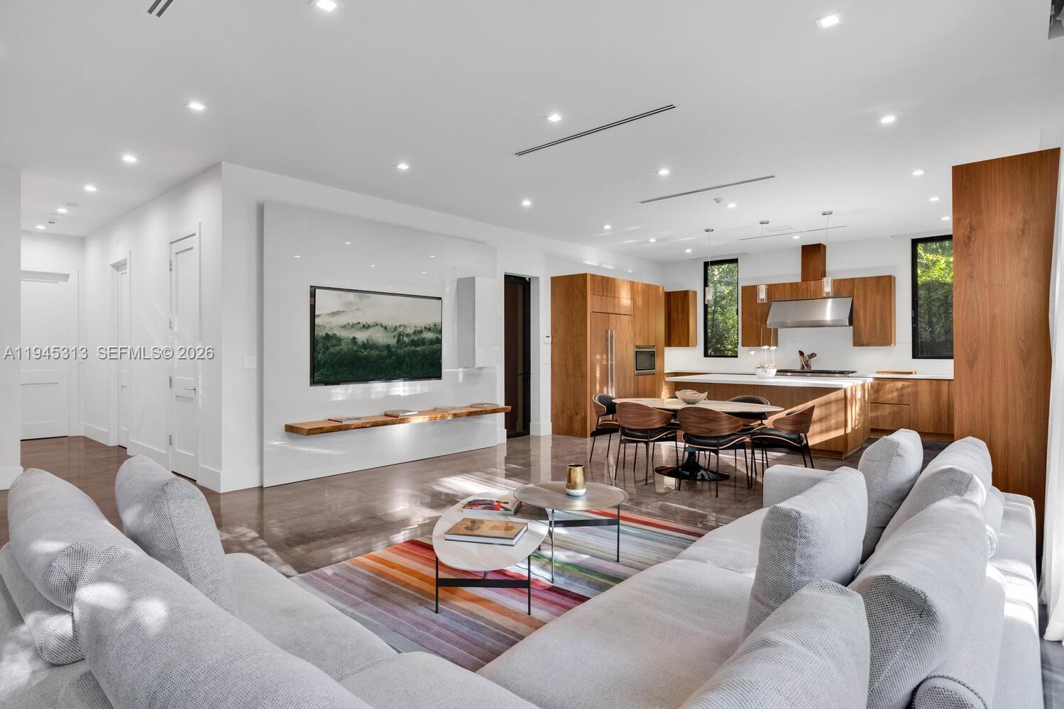 JOHN T PEACOCK EST - Residential