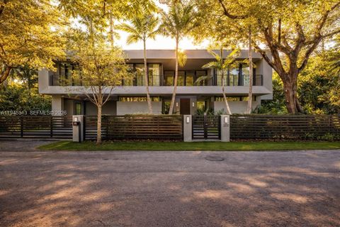 3232 Emathla St Miami FL 33133