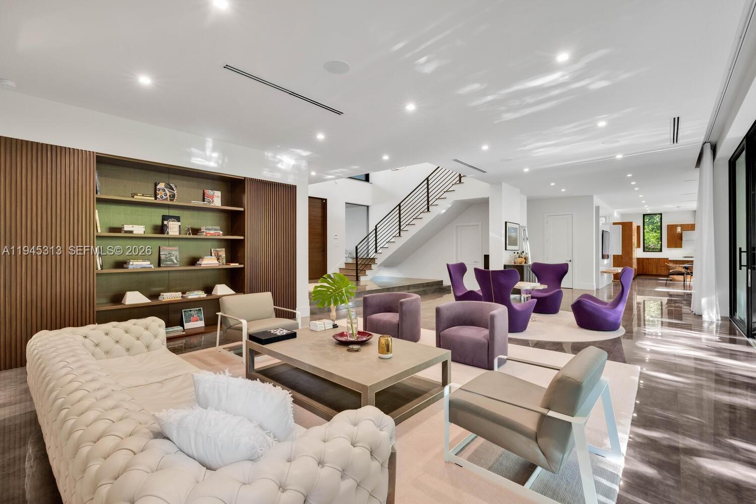 JOHN T PEACOCK EST - Residential