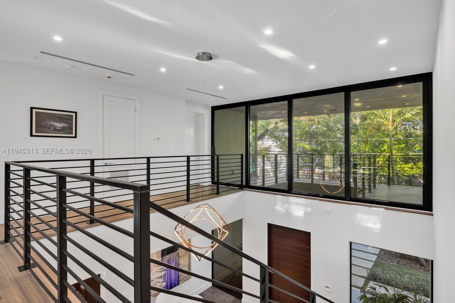 JOHN T PEACOCK EST - Residential