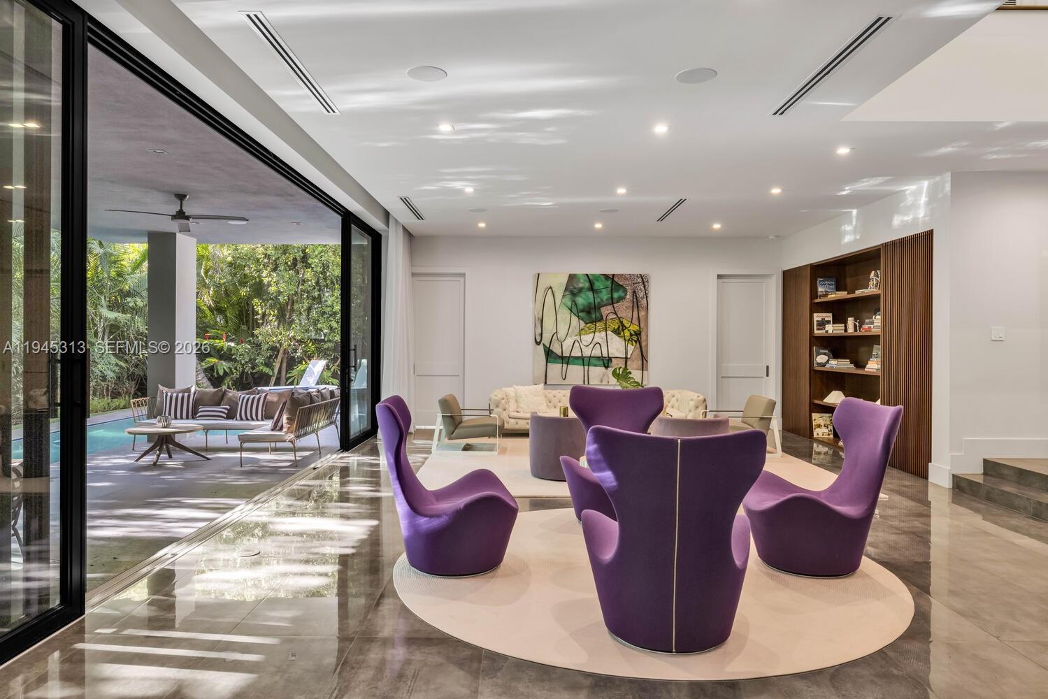 JOHN T PEACOCK EST - Residential