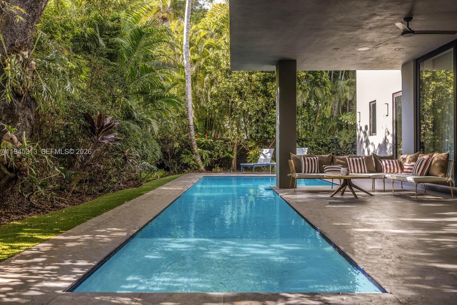 JOHN T PEACOCK EST - Residential