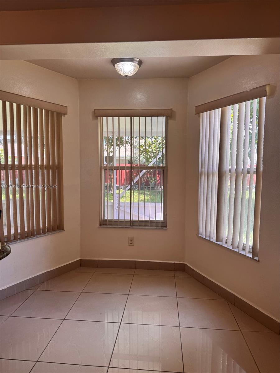 PORT ST LUCIE SECTION 17 - Residential Lease