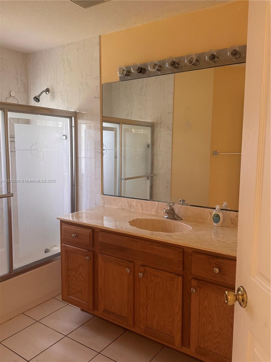 PORT ST LUCIE SECTION 17 - Residential Lease