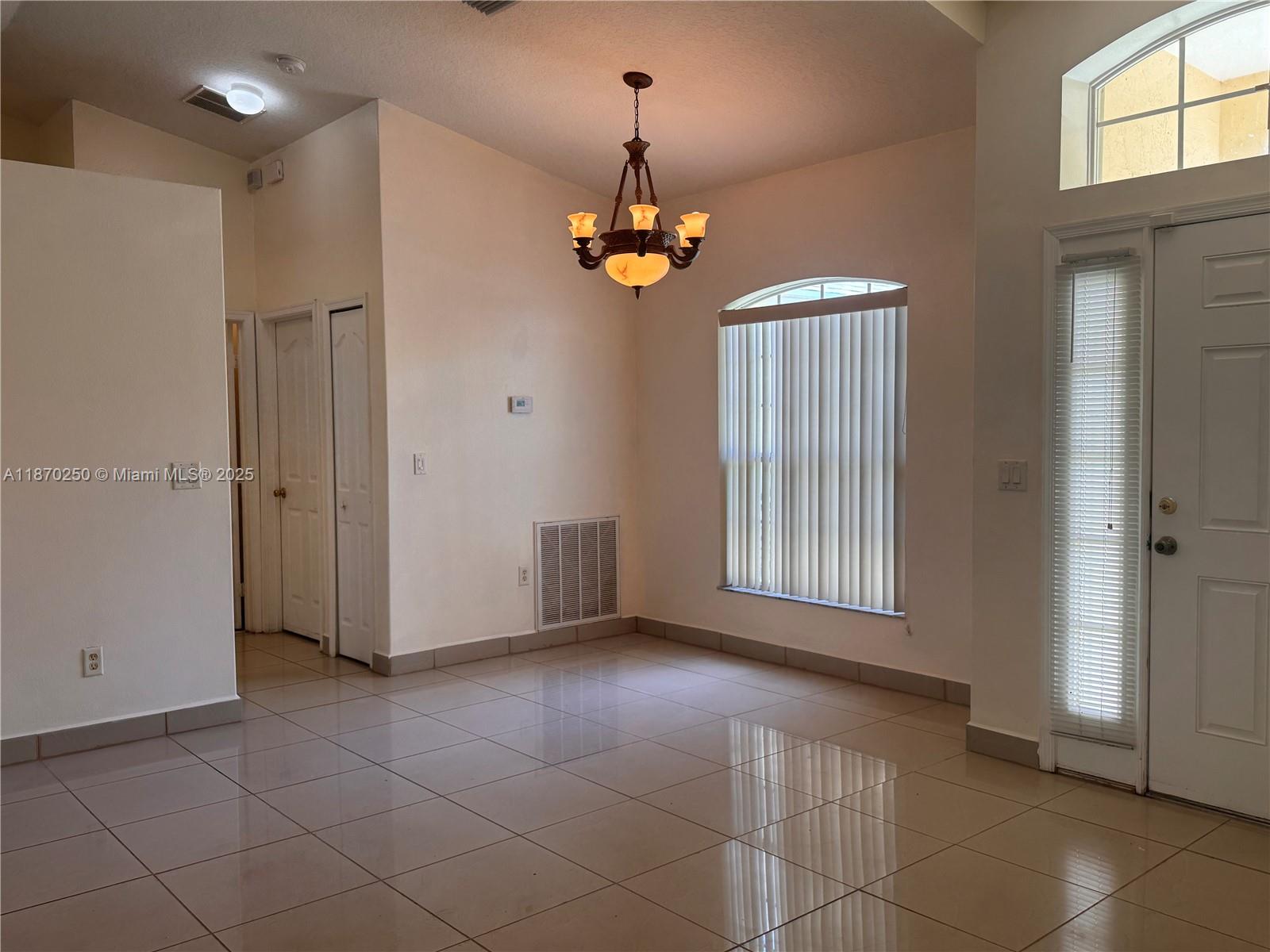 PORT ST LUCIE SECTION 17 - Residential Lease