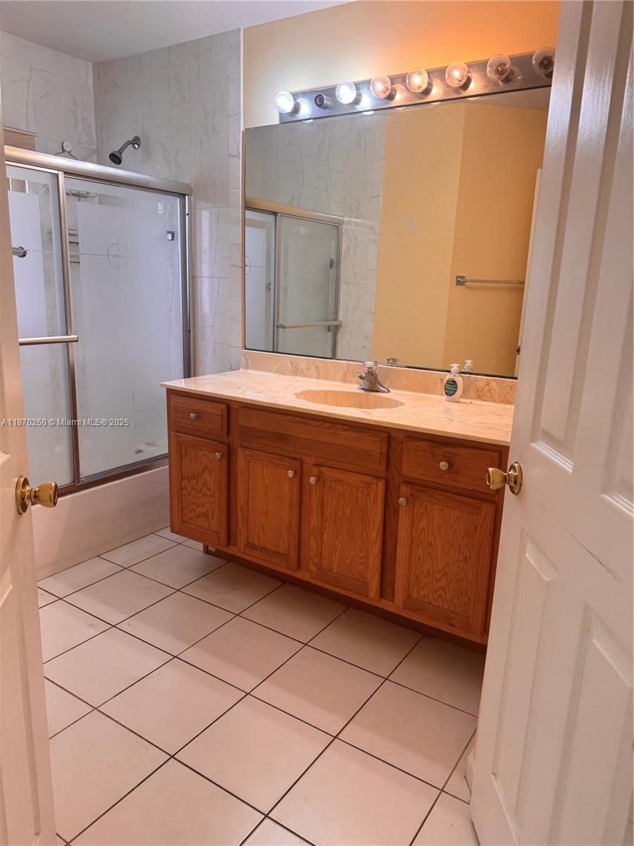 PORT ST LUCIE SECTION 17 - Residential Lease