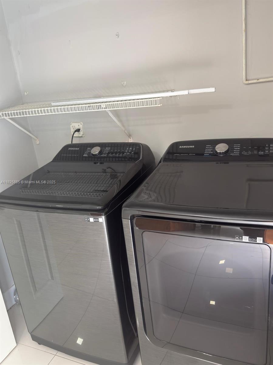 SUNSET WEST SEC1 - Residential Lease