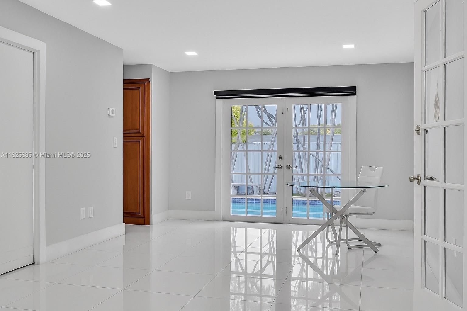 SUNSET WEST SEC1 - Residential Lease