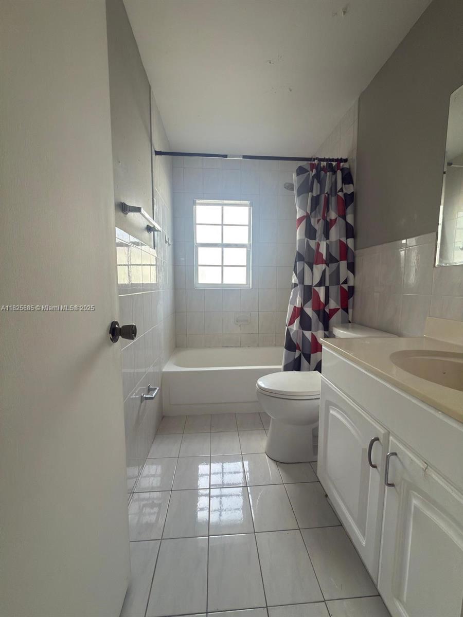 SUNSET WEST SEC1 - Residential Lease