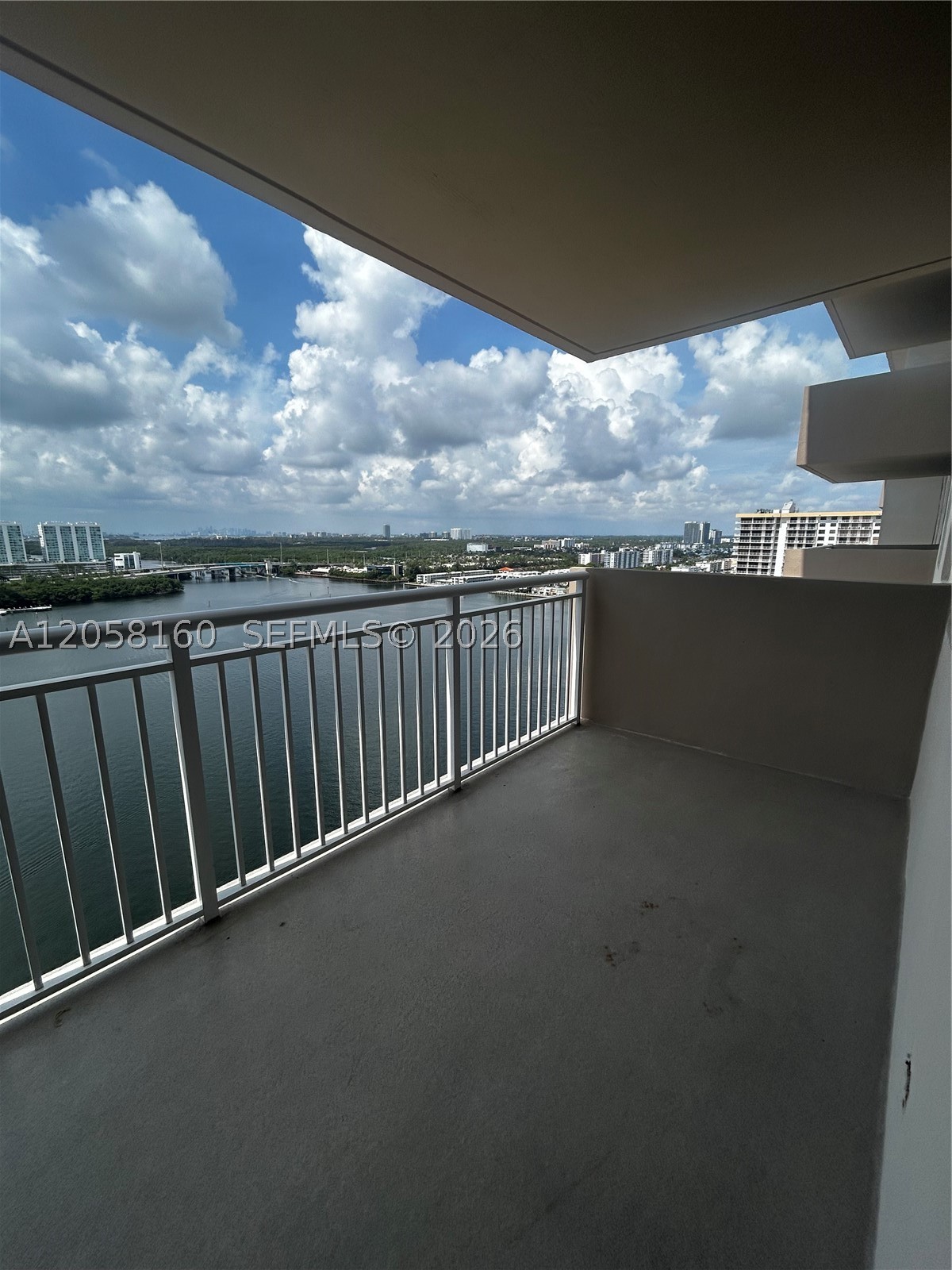 250 174th St 2102