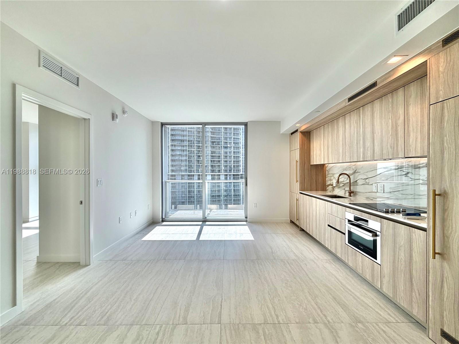 77 SE 5th St 1615