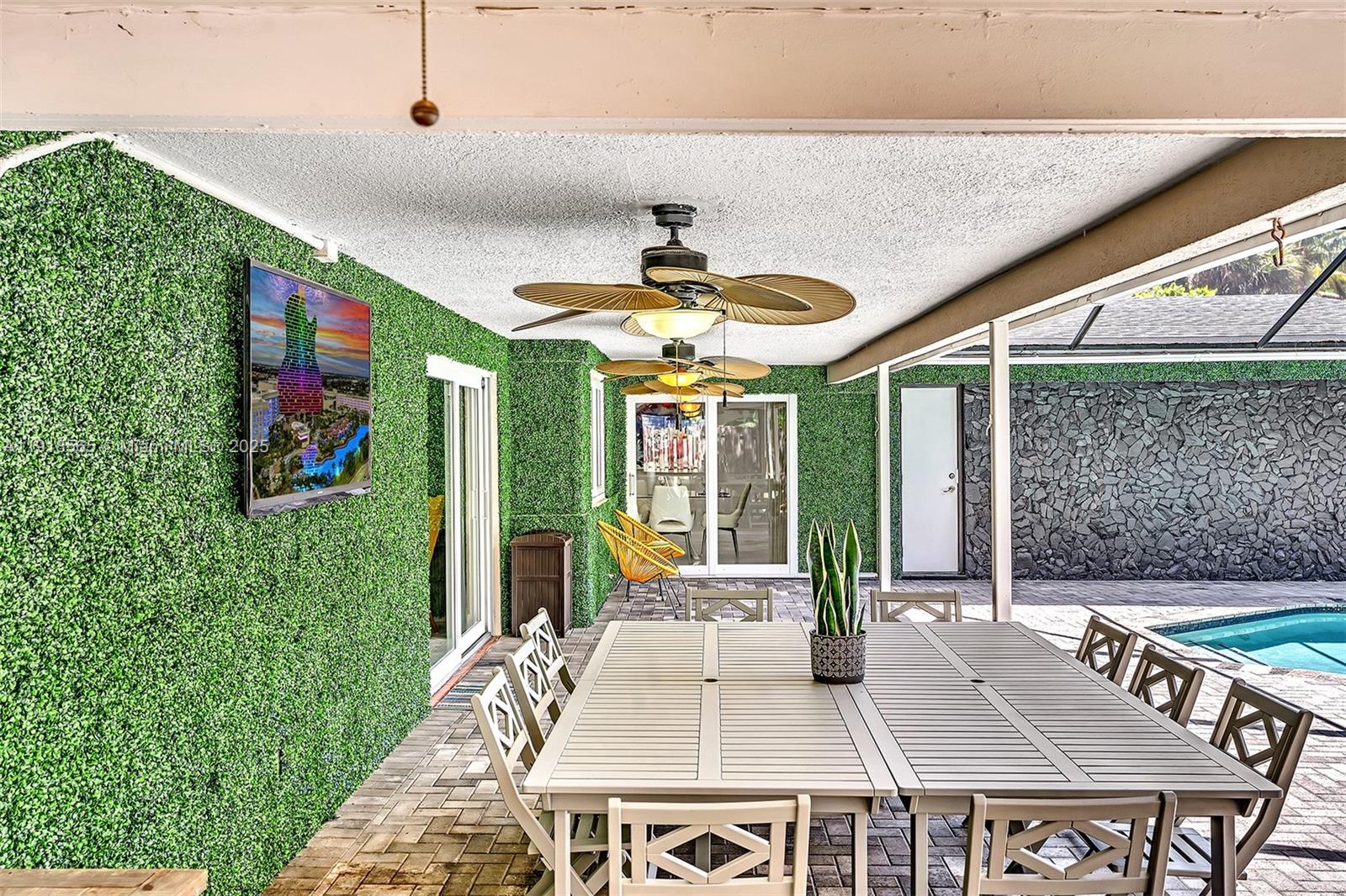 RIVER LANDS - Residential Lease