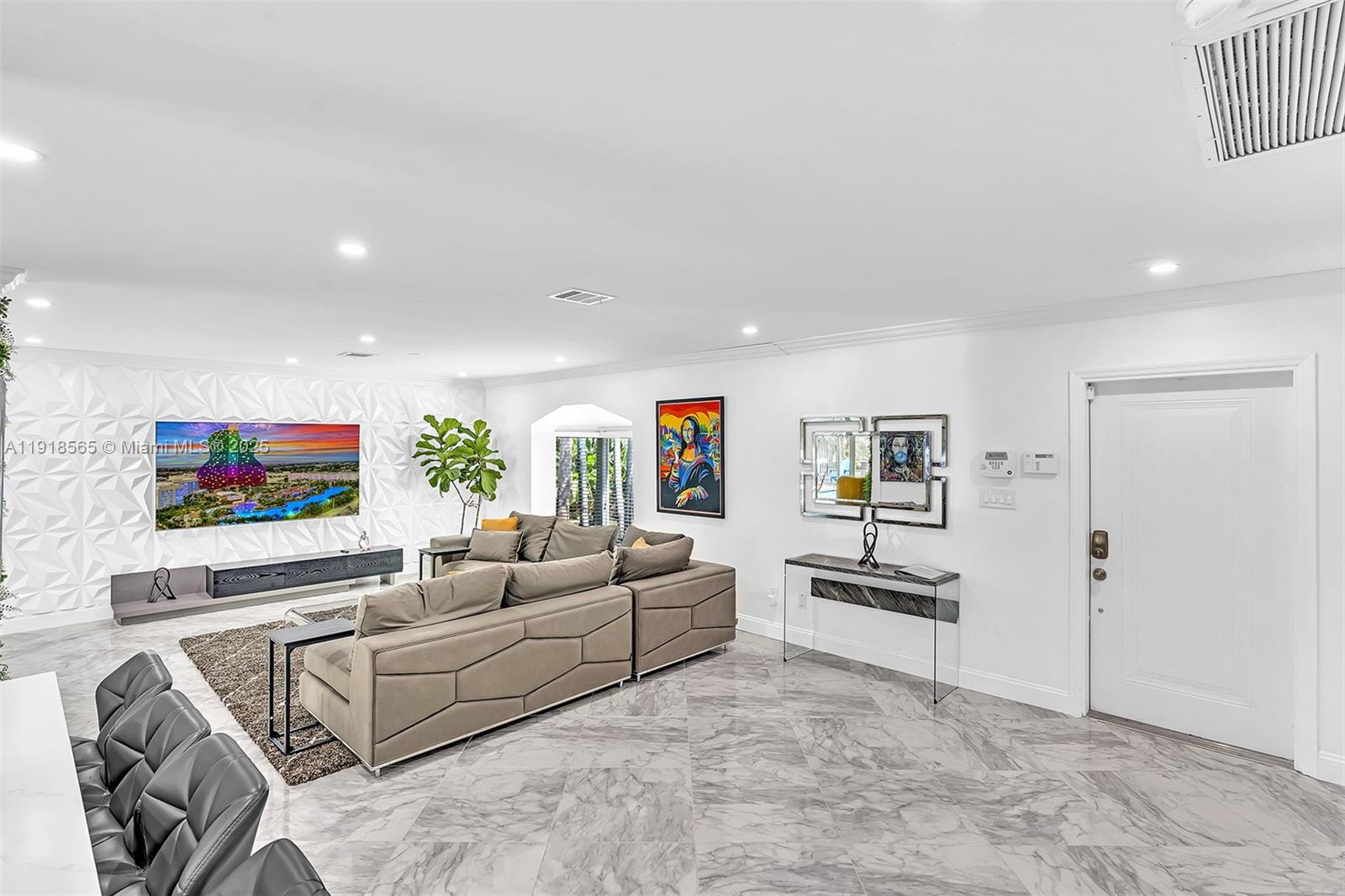 RIVER LANDS - Residential Lease