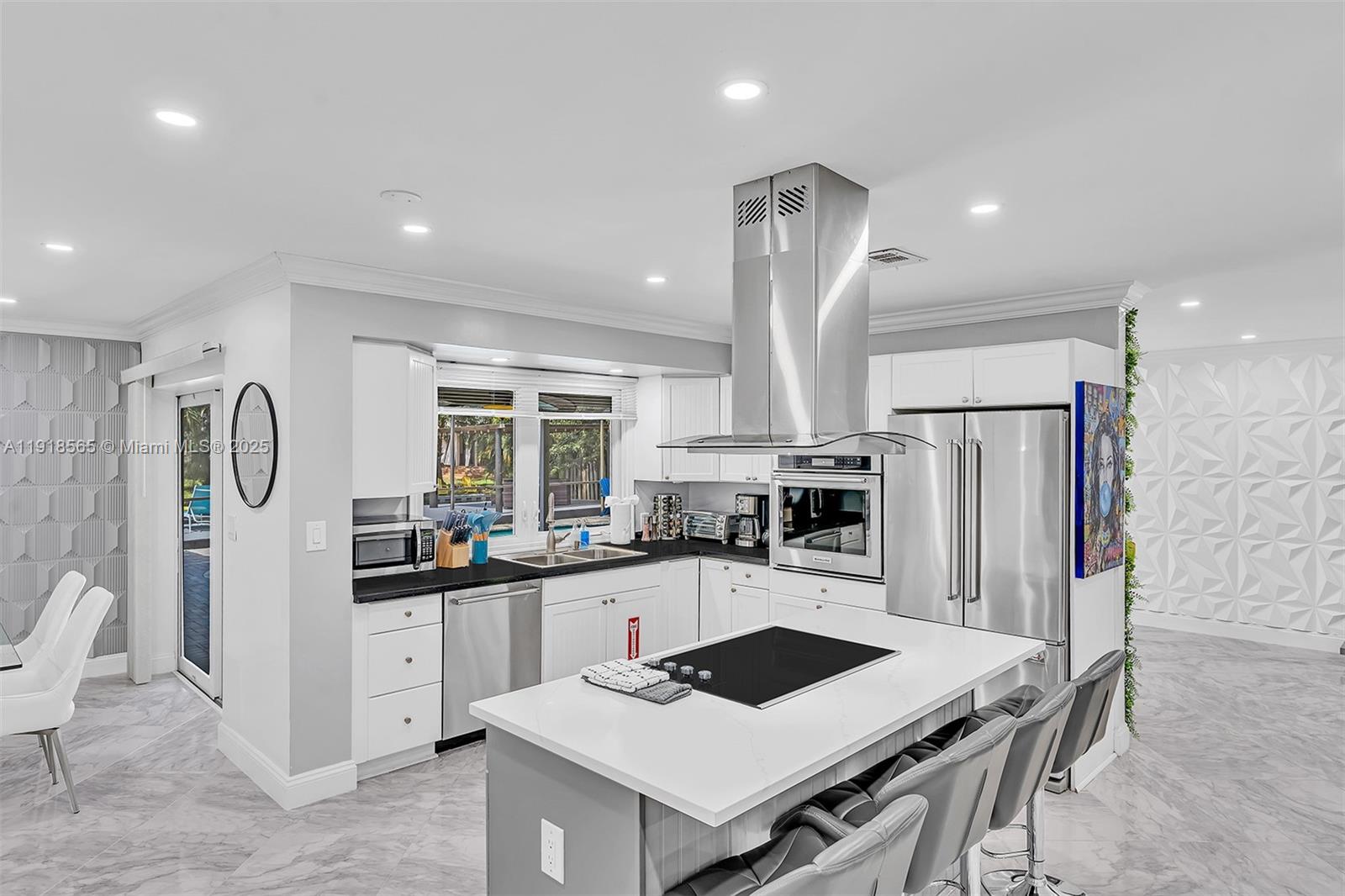 RIVER LANDS - Residential Lease