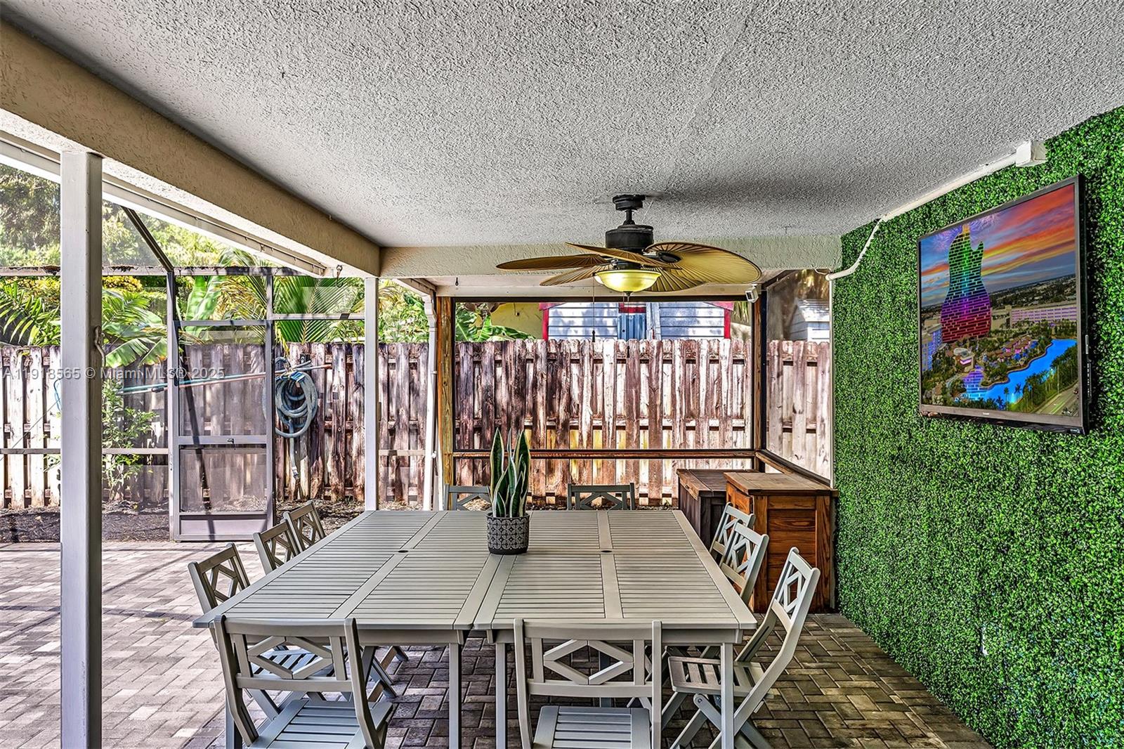 RIVER LANDS - Residential Lease