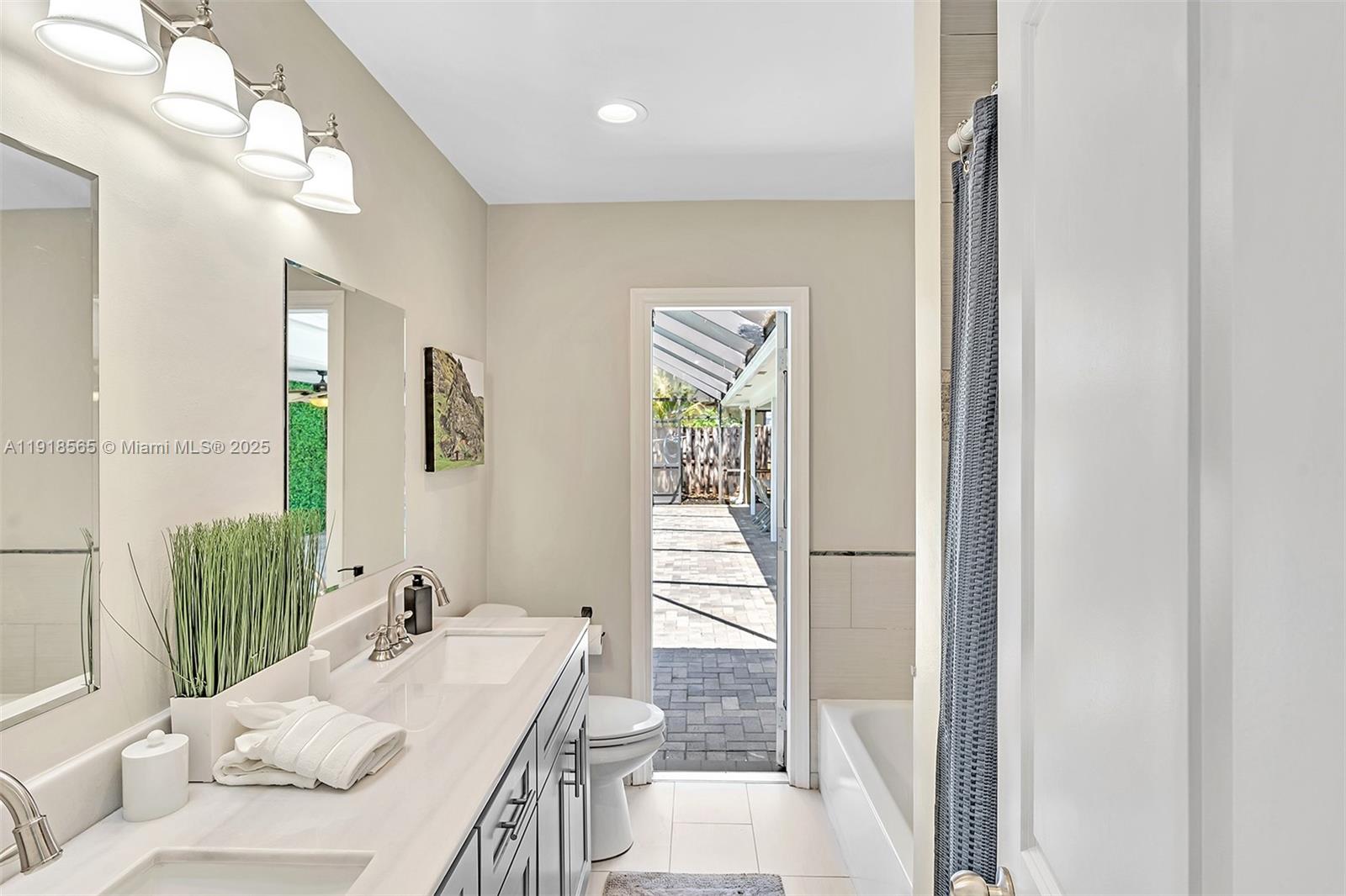 RIVER LANDS - Residential Lease