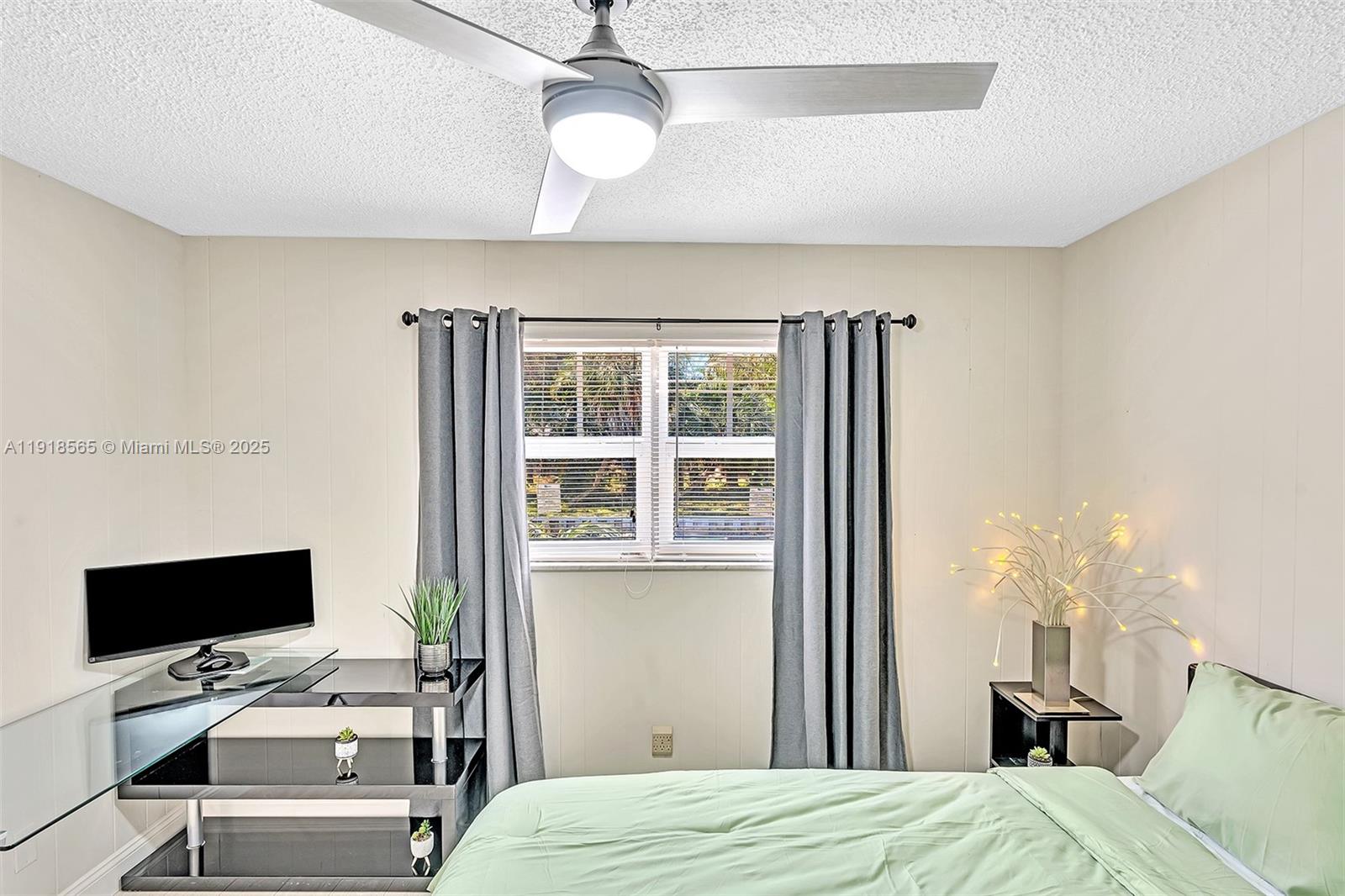 RIVER LANDS - Residential Lease