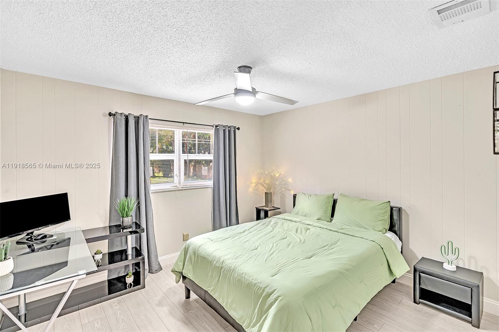 RIVER LANDS - Residential Lease