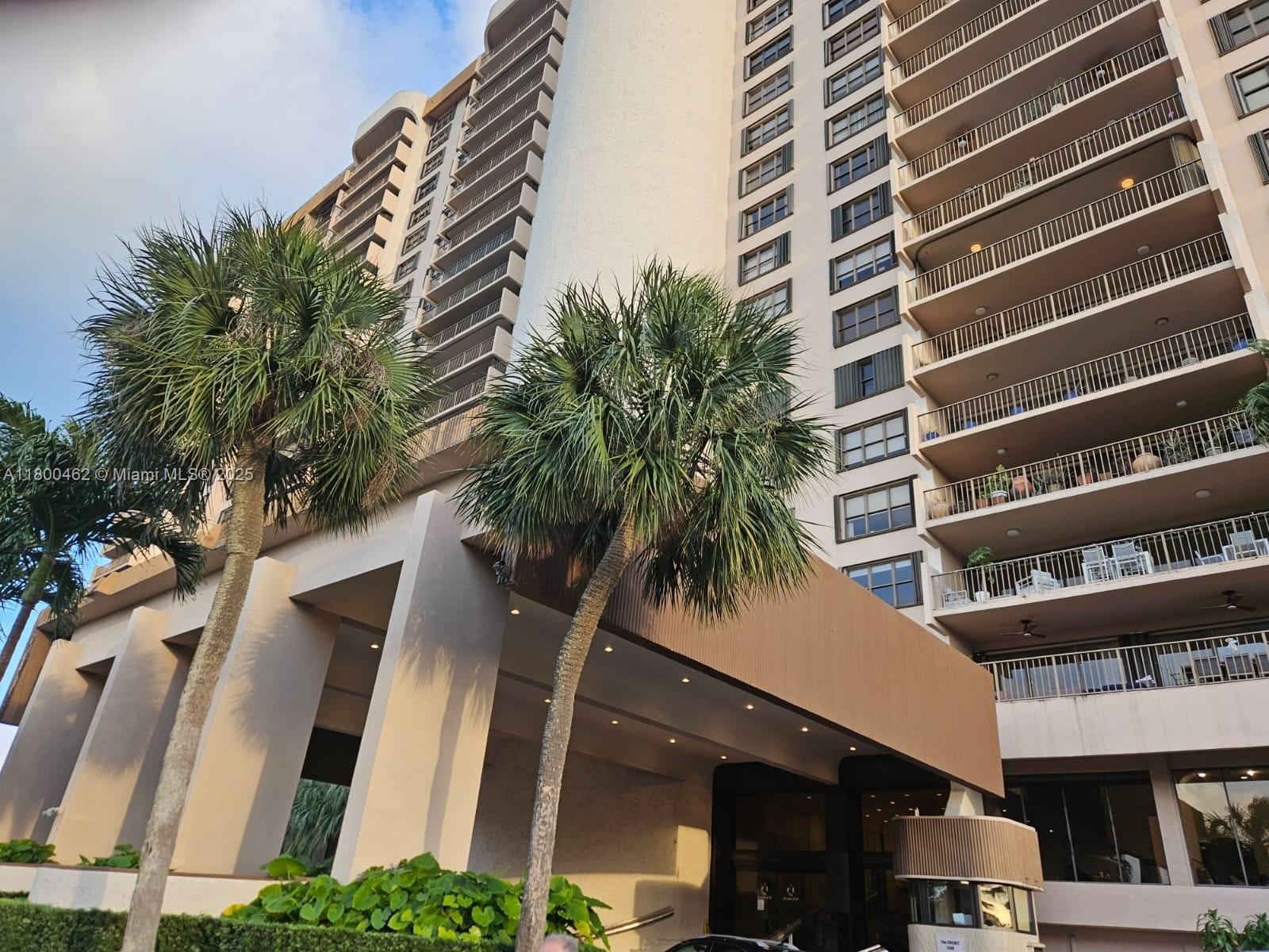 Rental Property at 1800 Ne 114th St 508, Miami, Broward County, Florida - Bedrooms: 2 
Bathrooms: 3  - $4,100 MO.