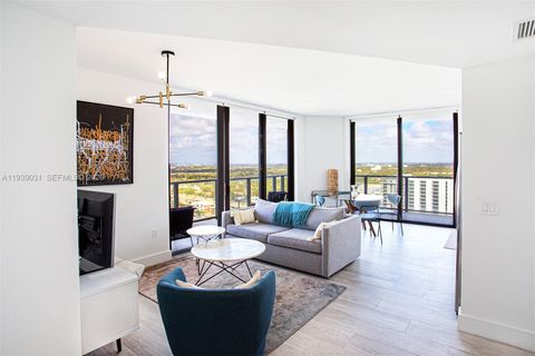 121 NE 34th St 2616 Miami FL 33137