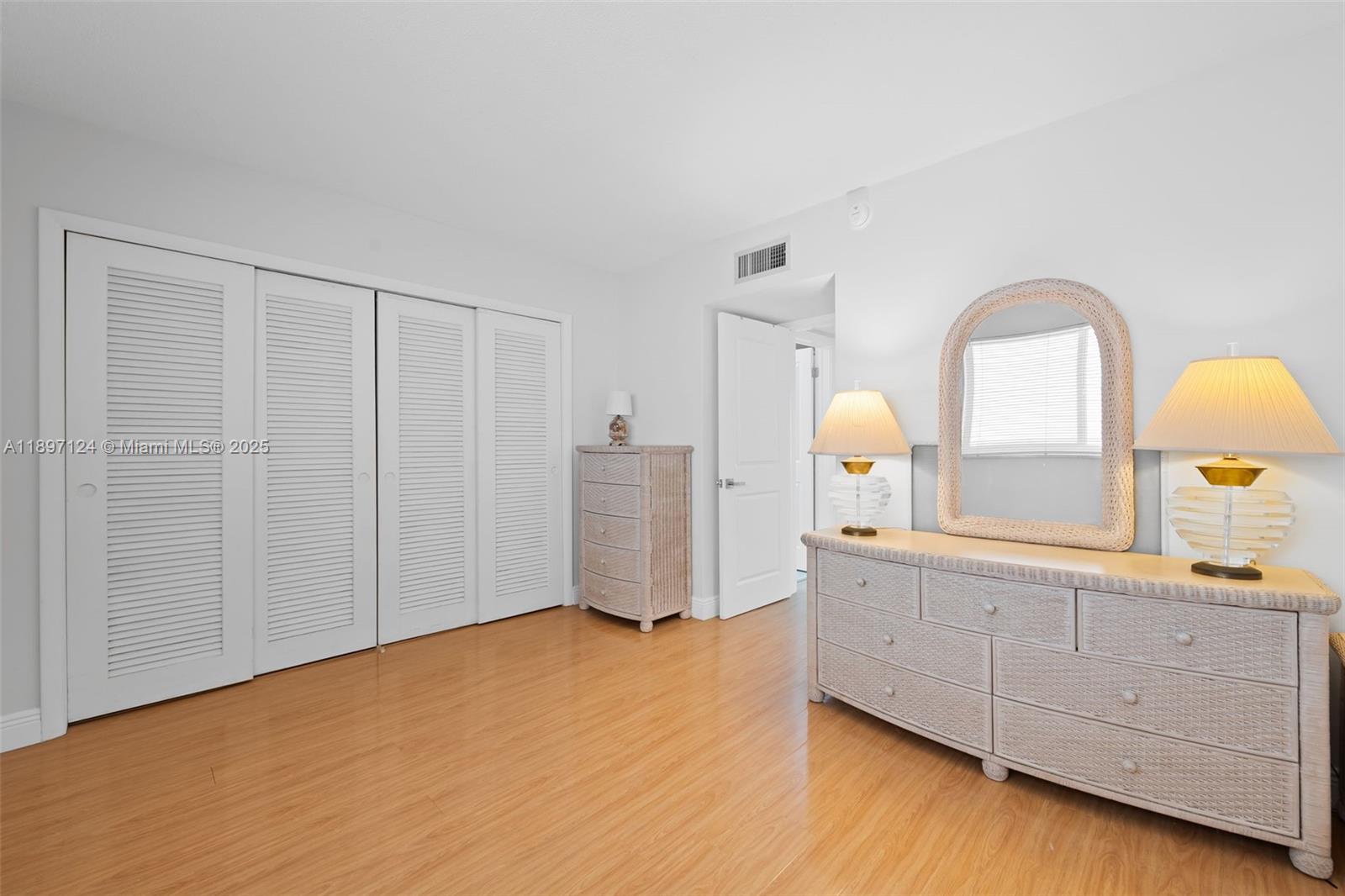 MANOR CLUB CONDO - Residential